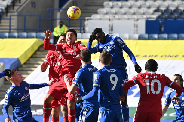 尔从混战中 尔从混战中