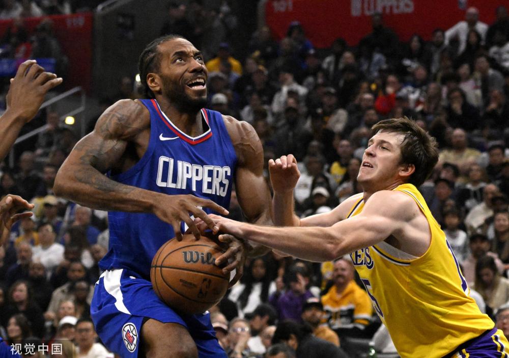 他在防守端 他在防守端